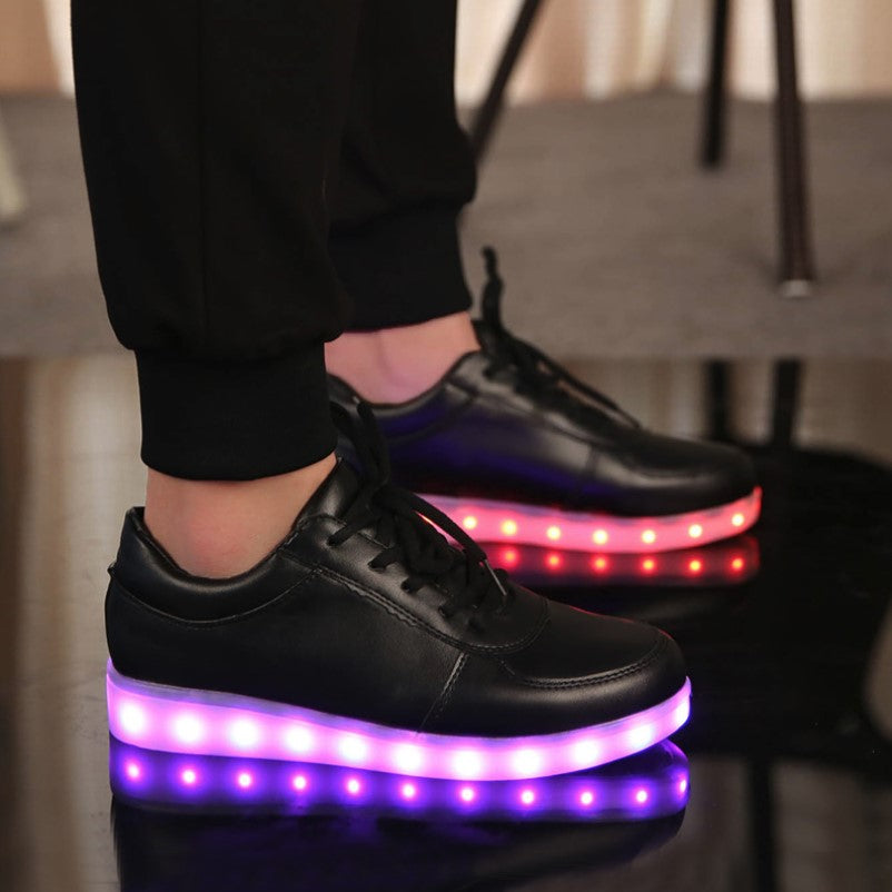 Zapatillas deportivas unisex para niños con luces LED y carga USB 
